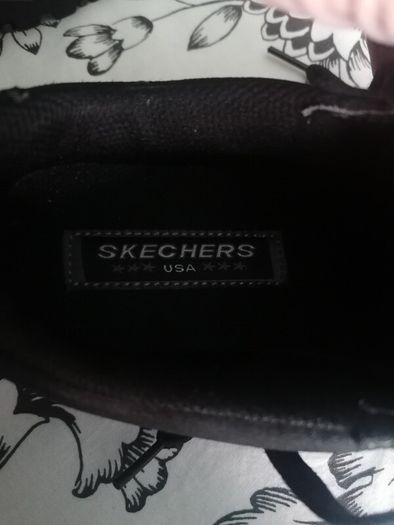 beautiful ladies leather skechers