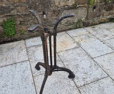 Cast iron table base