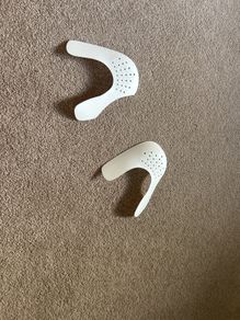 Shoe crease protectors (white)