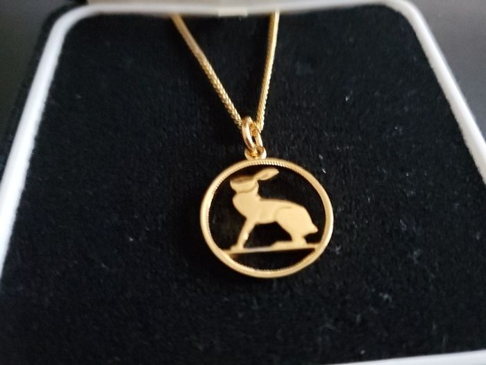 Vintage Necklace