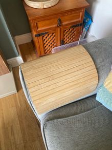 Sofa arm tray