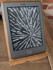 Holiday Ready with 1000 books! - Amazon Kindle 4th Gen (Graphite) eBook reader - Disconnect with a Fully loaded Kindle!!! #2206