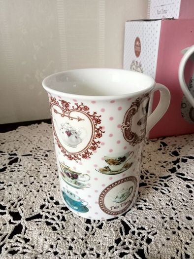 Tea Time Milk Jug and Mugs