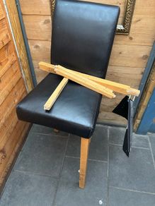 bar stool