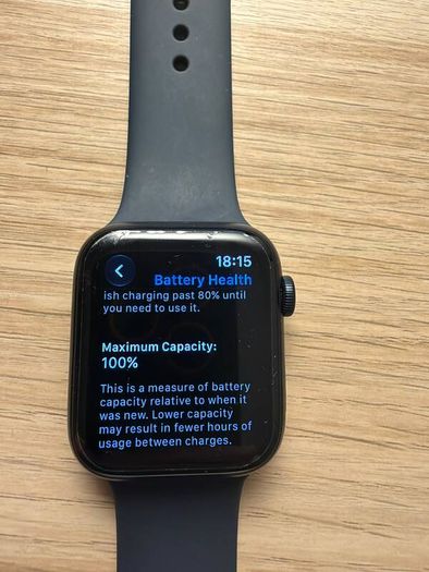 Apple Watch SE 3 44mm (2026)