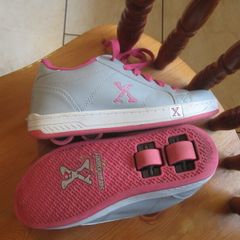 Heelys size 5