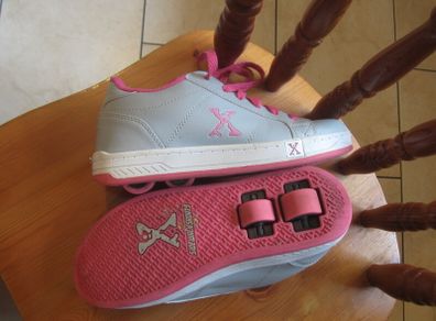 Heelys size 5