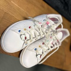 Hello Kitty Stan Smith runners