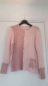NEW Size 16 NEW Decorated Dusty Pink Top Jumper Women