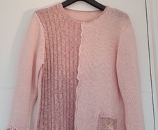 NEW Size 16 NEW Decorated Dusty Pink Top Jumper Women