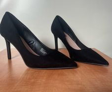 Black pennys heels