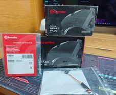 Brembo Front & Rear Brake Pads + Wear Sensors for Mercedes E-Class W213 (NEW)