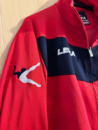 LEGEA red full zip medium