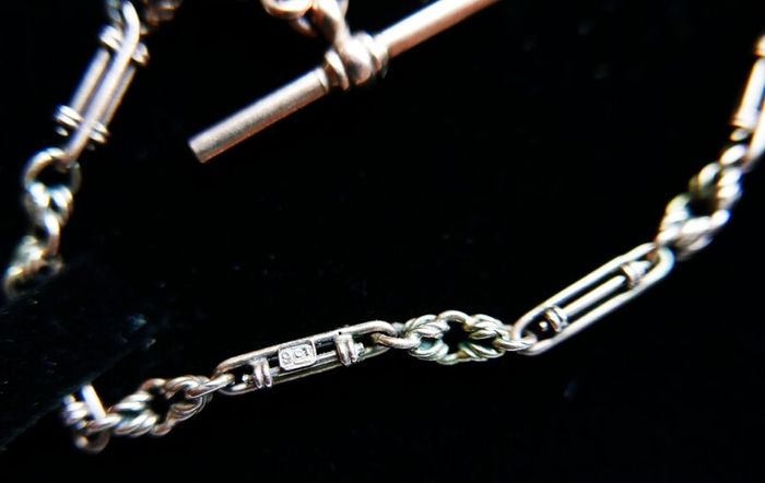 Victorian  heavy real 9 Carat Gold Albert or Necklace Chain with T-Bar length 20" - 24,3g