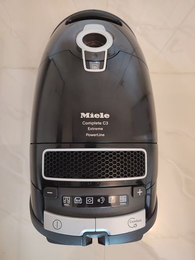 Miele vacuum cleaner