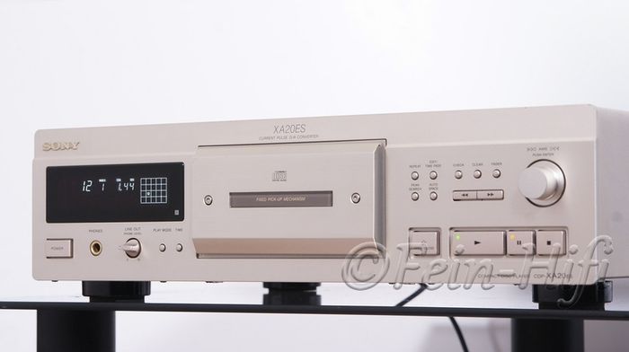 Sonys legendary Audiophile Quality Giant Killer XA20ES CD Player Champagne gold edition check the reviews on this its absolutely outstanding piece of Japanese Hifi Gold
