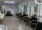 Beauty Salon Hairdresser Chair, Nail Station for Rent