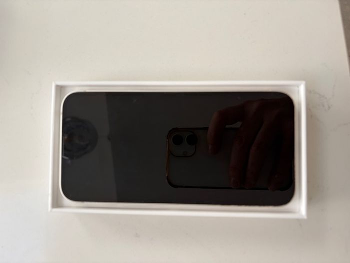 iPhone 14