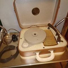 60's portadyne record player