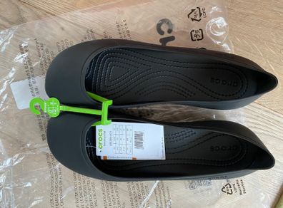 Crocs Brooklyn flat W8 and W10