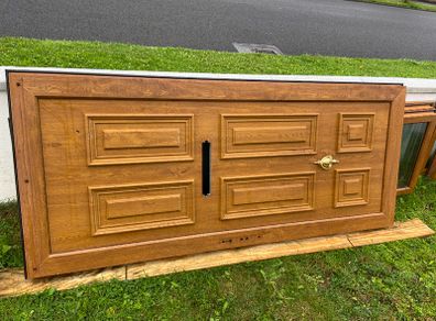 Free front door for collection in very good condition