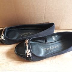 Black Flat Shoes, Size 4