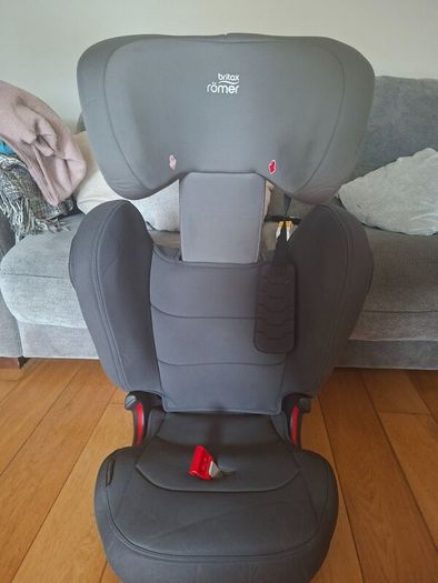 Britax rmer kidfix III S children's car seat