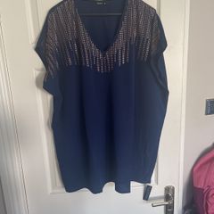 Roman Curve Size 20 Dark Blue top with sparkle embellishment, BNWT