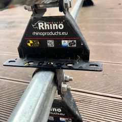 Rhino roof bars