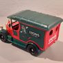 Oxford Diecast Morris Bull-nose Lyons Van Model Image 3