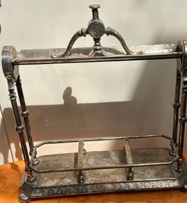 Egans Cork Silver-plated 19th century Tantalus