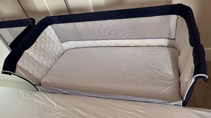 Babylo baby crib co sleeper cosleeper bed cot