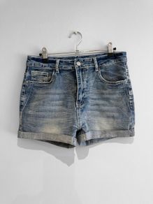 Pre Owned High-Waisted Mid-Wash Denim Shorts