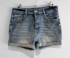 Pre Owned High-Waisted Mid-Wash Denim Shorts