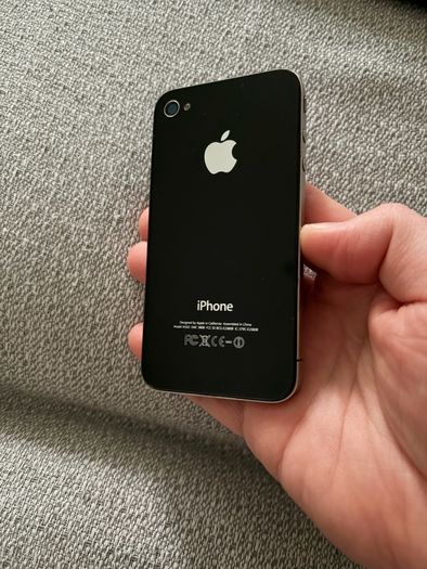 Iphone 4 iOS 4 rear