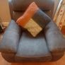 RECLINER Suite 2-1-1 Immaculate Condition Image 3