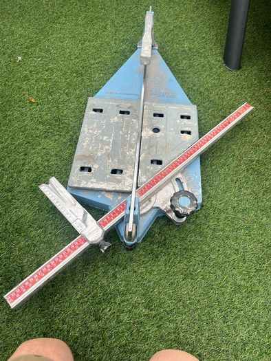 tile cutter