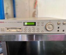 Akai S2000 Sampler