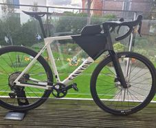 Canyon Grail Gravel Bike - CF 8 1by, Large, Low Mileage