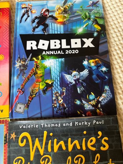 Roblox annual 2020 / Baa Baa Black Sheep & Friends/ & Winnie's Big Bad Robot.