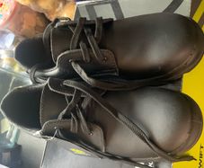 Work shoes