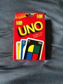 "UNO" Cards