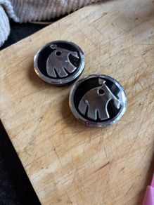 Skoda centre caps