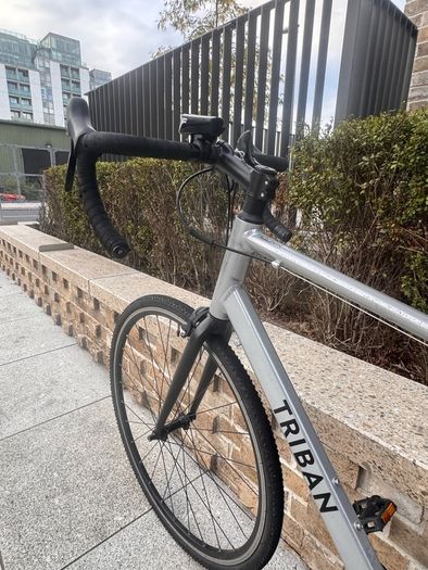 Triban RC100 Road Bike Grey and Black