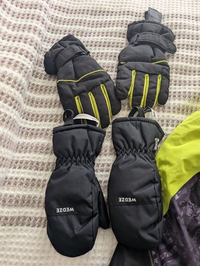 Ski clothes for boys