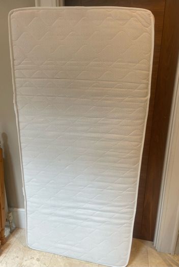 Very Clean Soft Single Mattress - Can Deliver