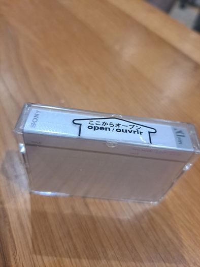 1x Sony Digital Video Cassette Mini DV blue colour sealed.