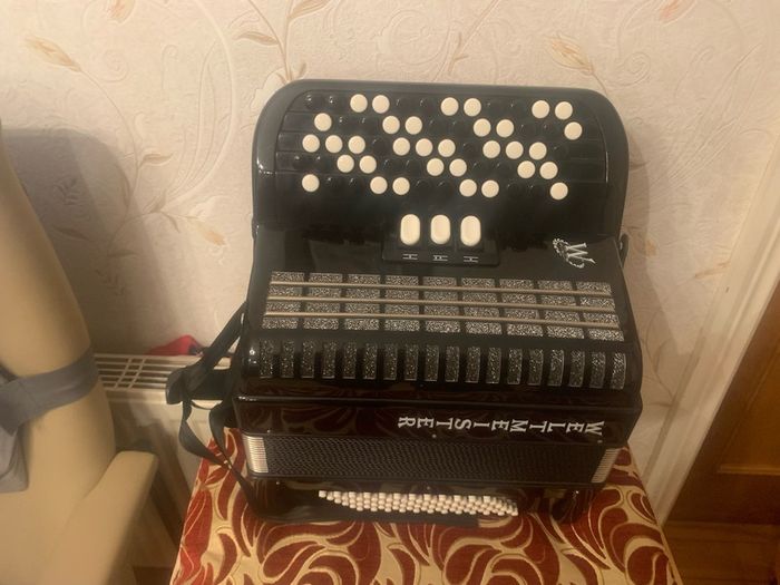 5 row accordion