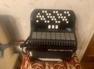 5 row accordion