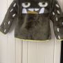 Child's green top Image 8